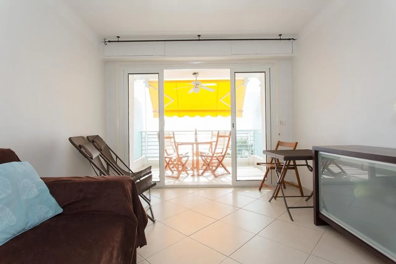 Residence Le Soleil Ζουάν λε Πιν 0*, Ζουάν λε Πιν Γαλλία